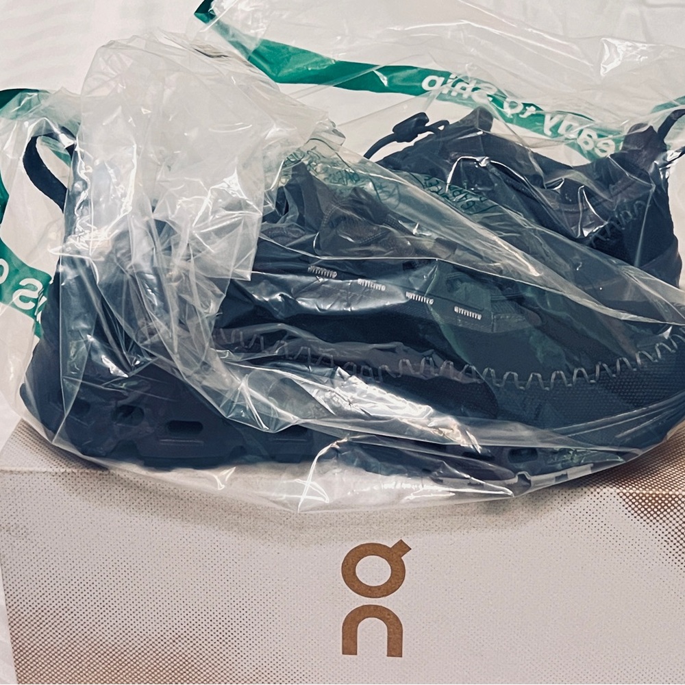 On Running Cloudnova Black Sneakers